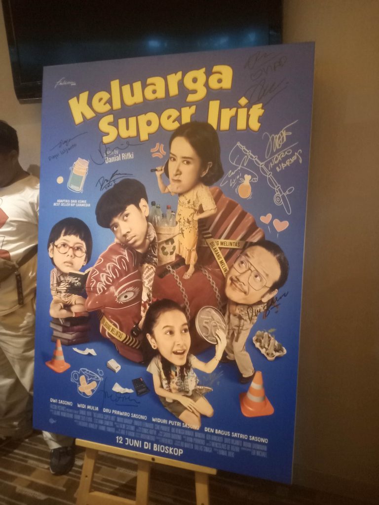Keluarga Super Irit